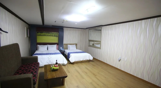 Двухместный семейный номер Standard Dubai Motel