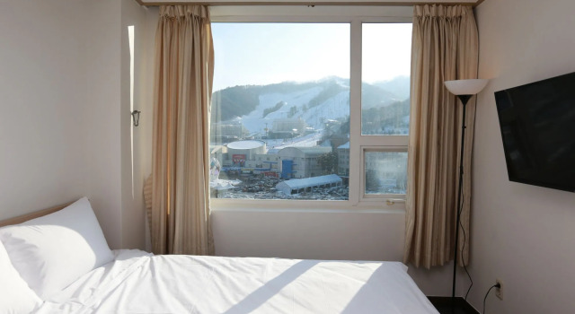 The White View Pension, Boek Pension Hotels in Gangwon-Do met parkeren, Parkeren