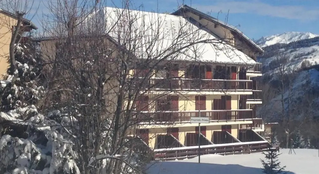 Adret 10 : Studio 2 Personnes / Studio 2 People, Забронировать Отель Отели Galibier-Thabor с парковкой, Парковка
