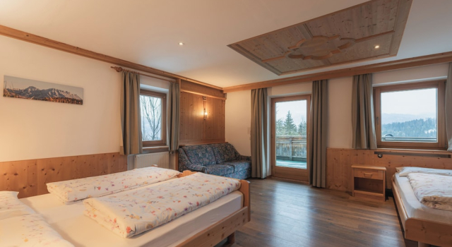 Номер Standard Pension Maria