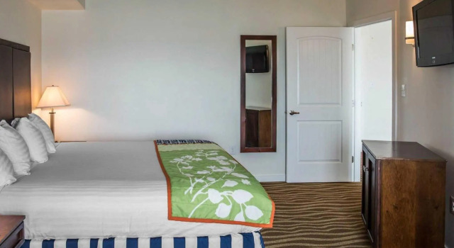 Люкс Island Inn & Suites, an Ascend Collection Hotel