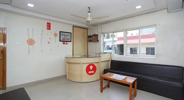 OYO 10609 Hotel Jodhpur Royals, Забронировать Отель Отели штата Раджастхана с парковкой, Парковка