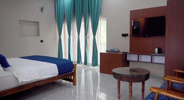 Bandhavgarh Tiger Resort