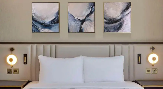Люкс c 1 комнатой с балконом Hilton Bahrain City Centre Hotel & Residences