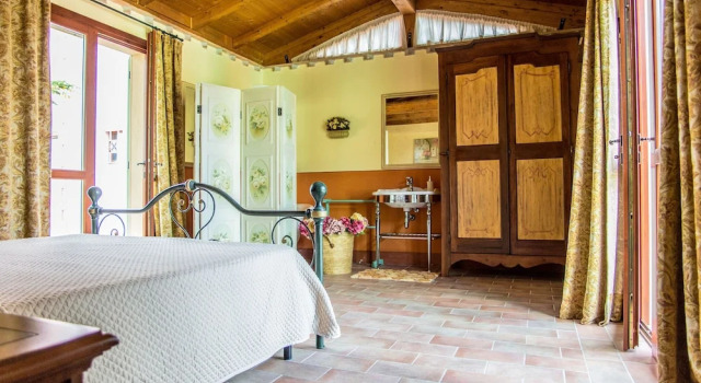 Tasteful Apartment in Roselle Terme With Fenced Garden