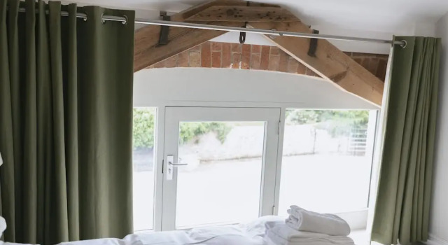Tuppenhurst Barn, Забронировать Отель Отели Англии с завтраком, Завтраки