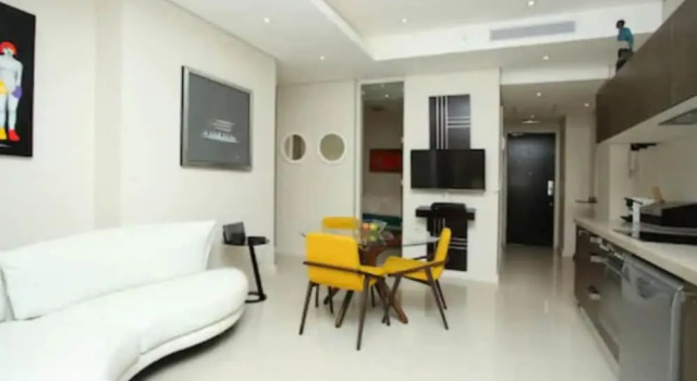 Апартаменты с 2 комнатами Sandton Skye Apartment - 616