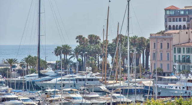Ref 705823 in Cannes, Забронировать Апартаменты/квартира Канны Приморские Альпы, рядом с Galerie Alexandre Leadouze