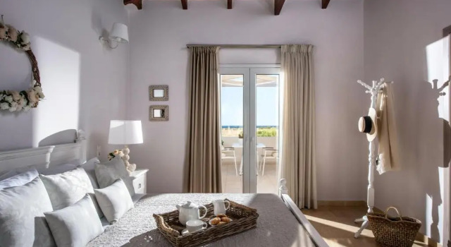 Filothei Beach House with pool