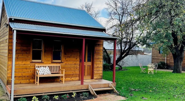Tread Lightly Cabins, Rezervați Casă de vacanță Port Willunga Australia de Sud