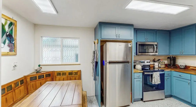 Коттедж 1 Mi to Campus! Family Home w/ Game Room in Eugene