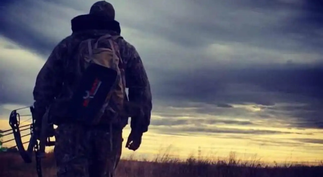 Bear Track Outfitters, Varaa Hotelli Winnipeg Manitoba