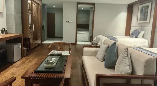 Семейный люкс Yangshuo Mountain River Ballad Hotel