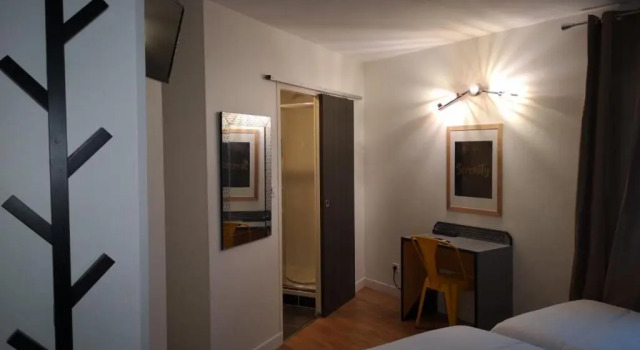 Номер Comfort Hotel Bar Restaurant Lescale