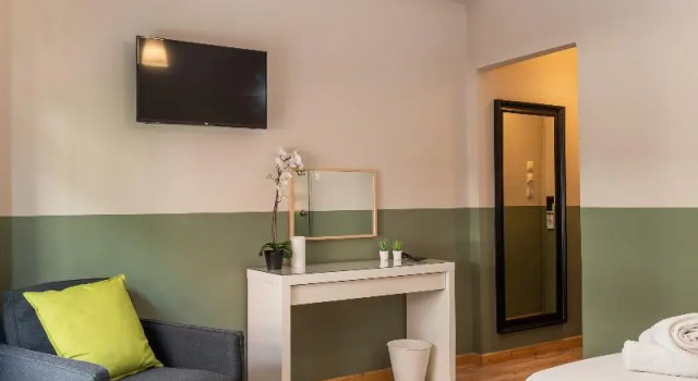 Номер Standard с балконом Hotel Tier