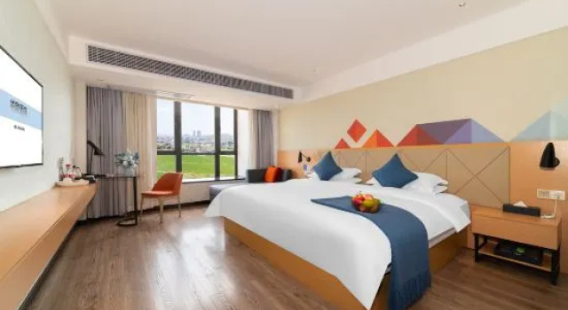Семейный люкс с видом на город Baizhi Hotel(Shantou Chaonan Sima)