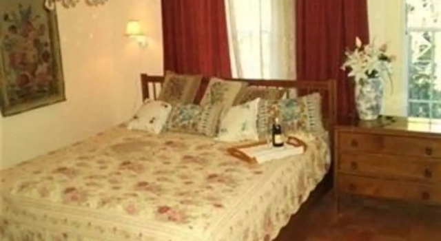 Mozart Guest House Seattle Bed and Breakfast, Забронировать Гостевой дом Отели Сиэтла с завтраком, рядом с Парк и кладбище Великой республиканской армии, Завтраки