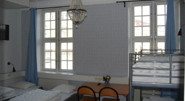Кровать в общем номере Halmstad Hotell & Vandrarhem Kaptenshamn