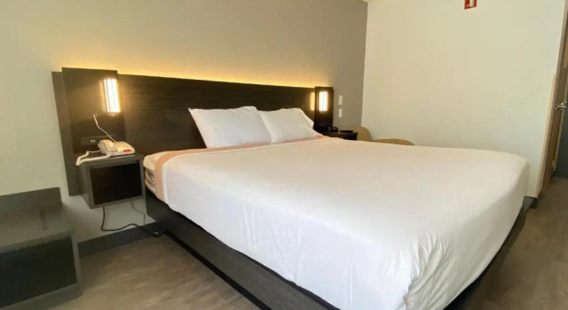 Номер Deluxe Pinetop Studio Suites