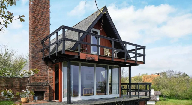 Modern Holiday Home in Allinge Bornholm with Sea View, Boek Hotel Allinge Bornholm