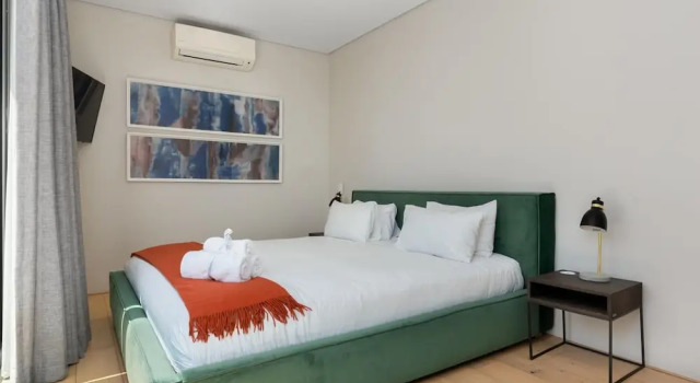 Апартаменты Modern 2bed Apt in Green Point Cape Town Nobelium