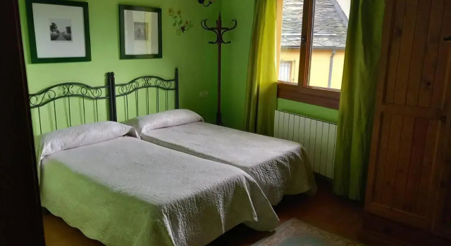 Casa Rural La Fuente, Buchen Sie Pension Tejedo del Sil Kastilien-León