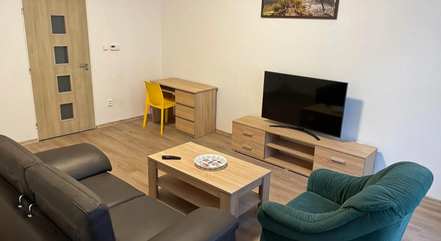 Grand apartments in the centre of Teplice, Забронировать Апартаменты/квартира Апартаменты Czech central mountains, Апартаменты/квартира