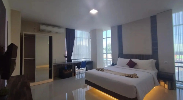 Двухместный номер Deluxe Great Cokro Edotel Lampung