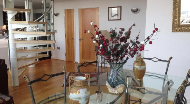 Апартаменты Excel Ex.Ctr.2 Bed Waterfront Penthouse