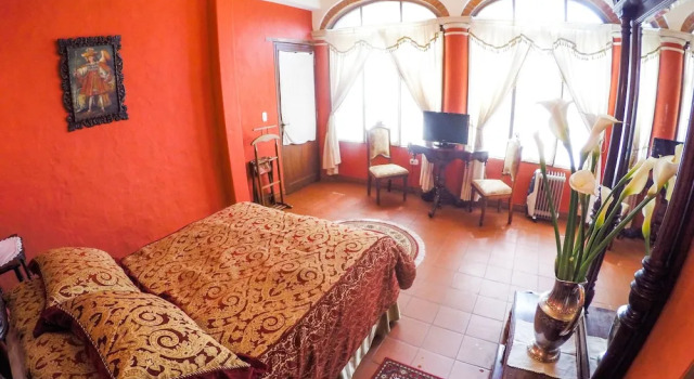Люкс Luxury с балконом Hotel Monasterio