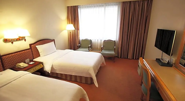 Двухместный номер Standard Guangzhou Hotel