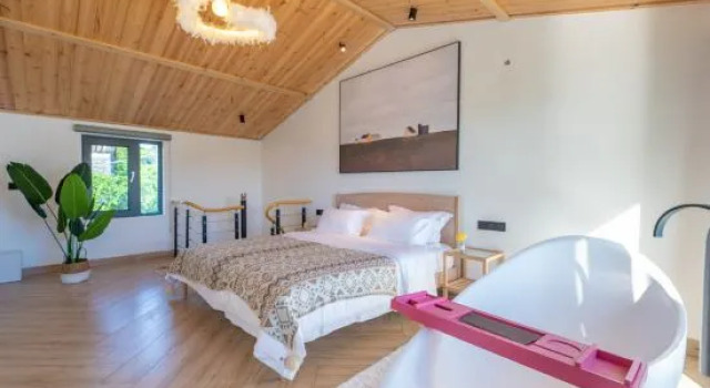 Suite Evenstar house