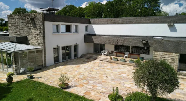 Domaine de la Chesnaie, Rezerwuj Hotel  