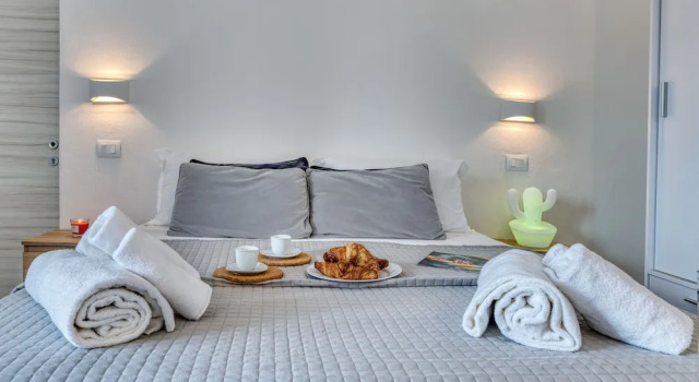 IzzHome Cozy Sunflowers 2