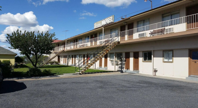Lakeshore Inn Water Front, Rezerwuj Mini-hotel Moses Lake Waszyngton