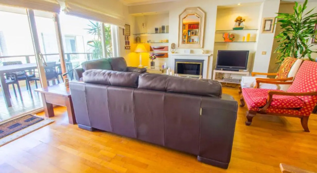 High Quality apartment 40 meters from beach, Book Apartment Pollença Majorca