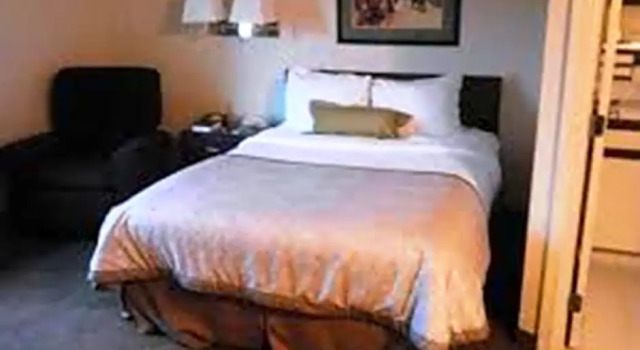 Номер Standard Candlewood Suites Logan by IHG