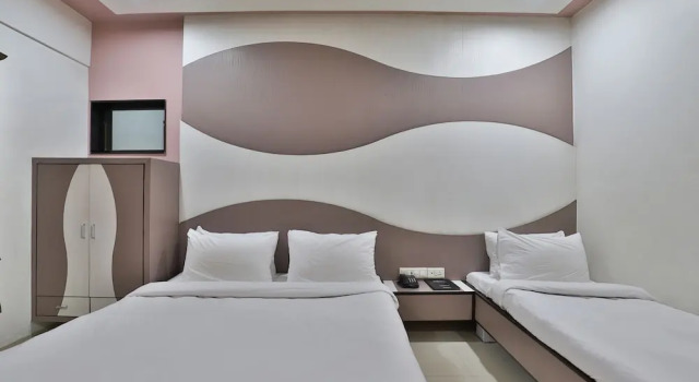 Номер Royal Hotel Merit
