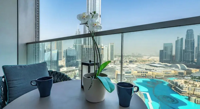 Апартаменты Burj & Fountain View Retreat
