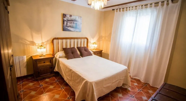 Cortijo Claudia, Prenota Hotel Taberno Almería