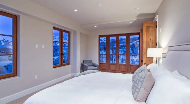Номер Standard Villas At Cortina Penthouse 10 4 Bedroom Condo by Alpine Lodging Telluride