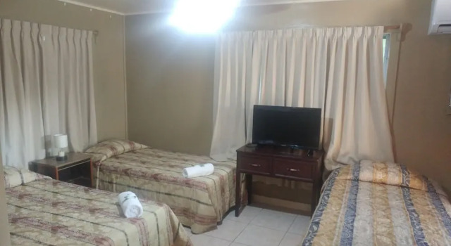 Hotel Nataro Inn, Prenota Hotel Hotel a Roatan con colazione, Colazione