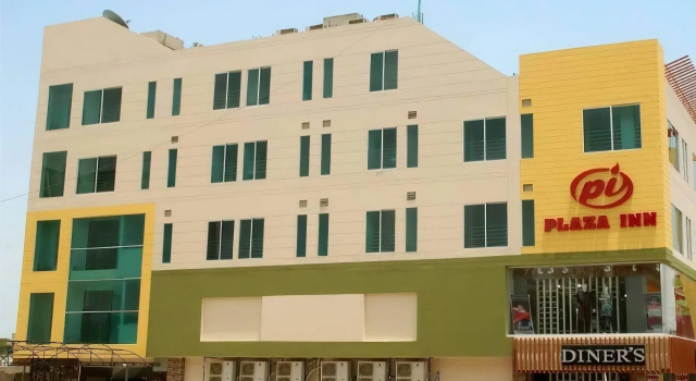 Plaza Inn Hotel, Book Hotel Hoteller i Rahim Yar Khan med parkering, Parkering