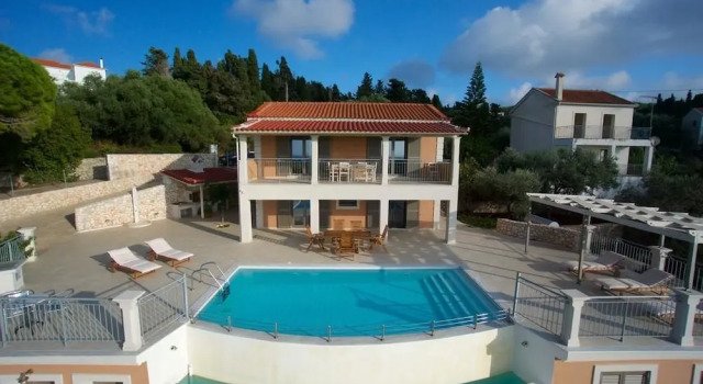 Вилла Vryonis Villa