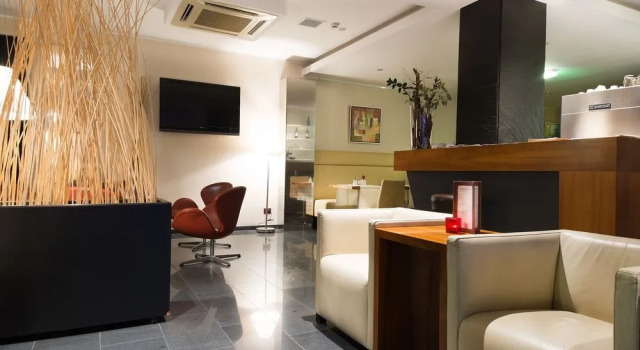 Pakat City Hotel, Rezerwuj Hotel Hotele w Wiedeń z parkingiem, Parking