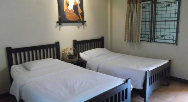 Baan Nam Sai Hotel