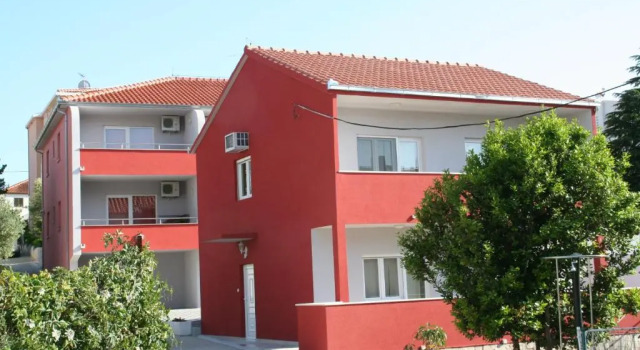Коттедж Apartments Stina