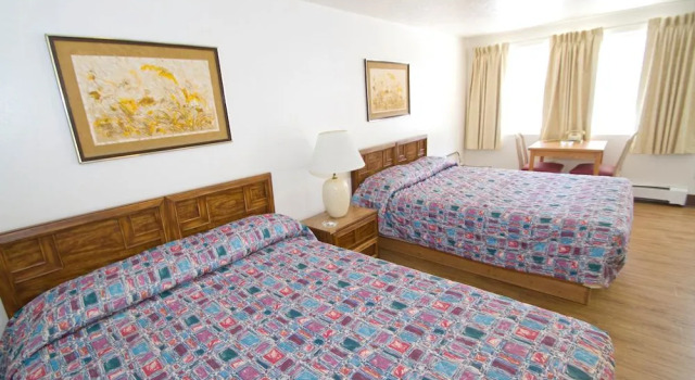 Brooks Street Motor Inn