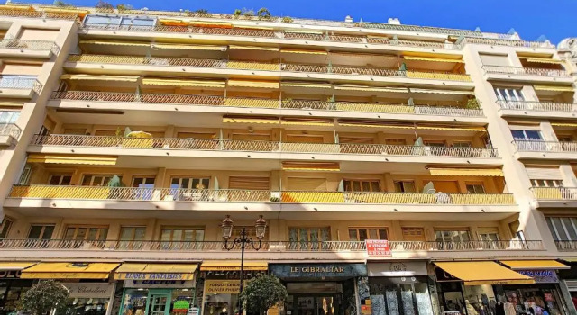 Gibraltar Terrasse by Nestor&Jeeves