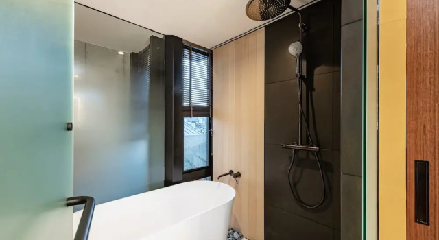 Люкс с балконом Genji Kyoto, a Member of Design Hotels